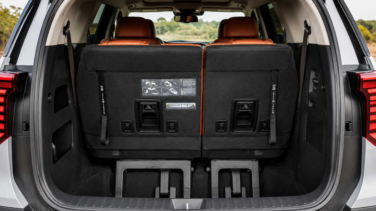 Kia Carnival interior