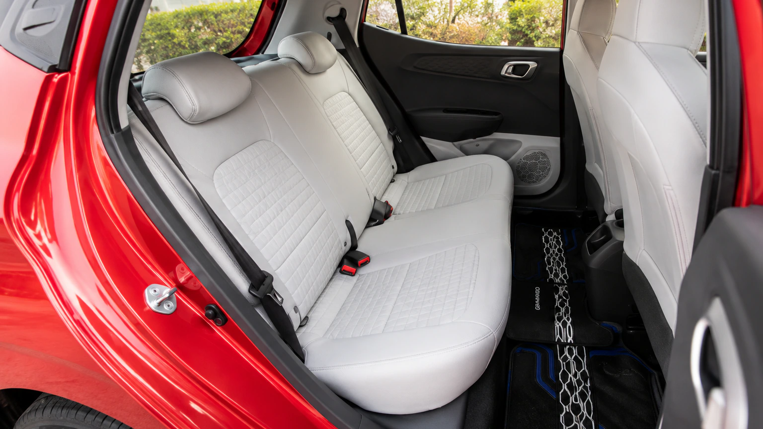 Hyundai Grand i10 Nios interior